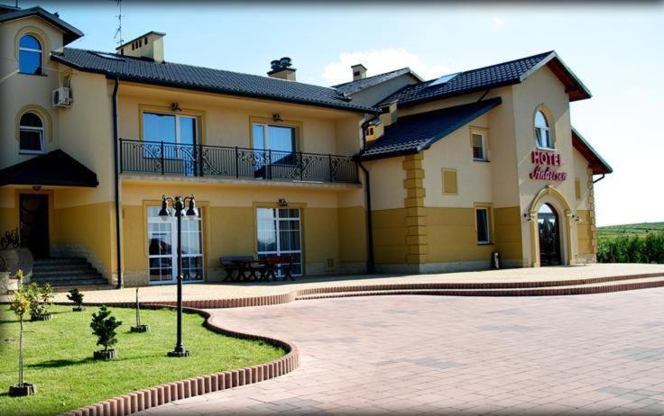 Hotel Andersen Rzeszów Exteriér fotografie